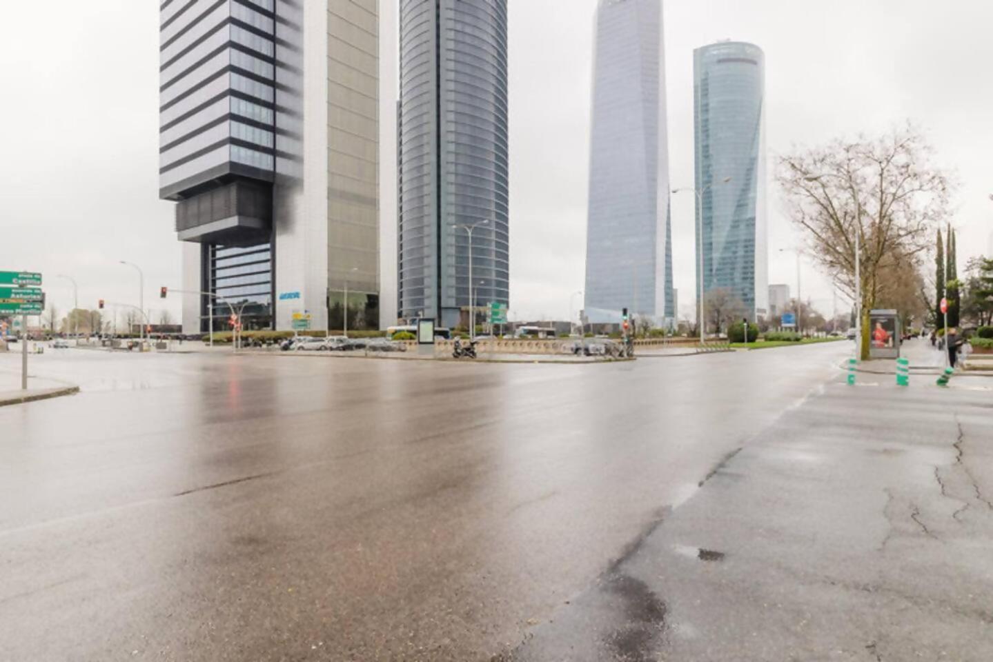 Apartamento Moderno En Zona Financiera De Madri