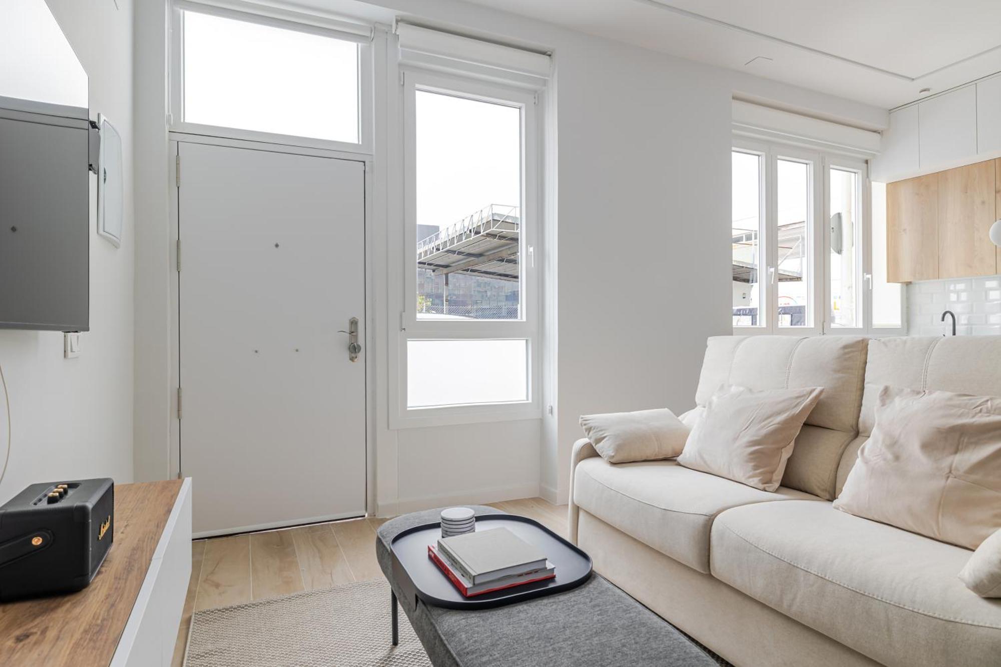 Moderno En Zona Financiera De Apartamento